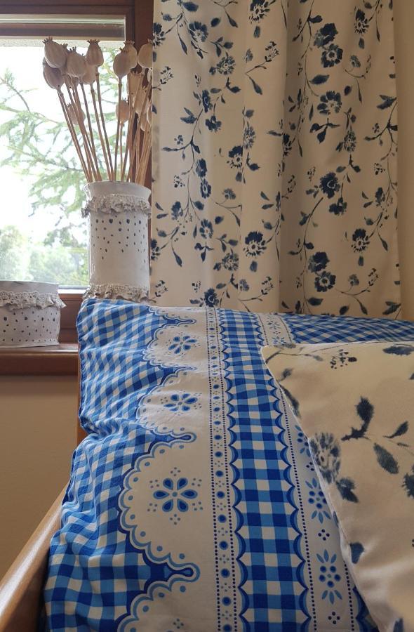 Na Samote U Lesa -Rasovna Apartment Msecke Zehrovice Екстериор снимка